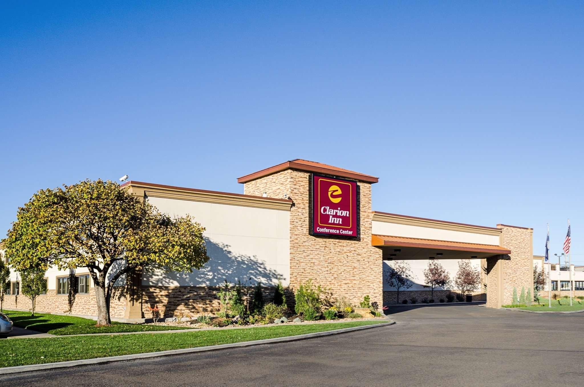 Clarion Inn Garden City Exterior photo